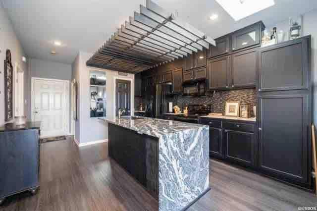 Brooklynn'S Bay, Elegant Lakefront Condo Retreat Hot Springs Exterior photo